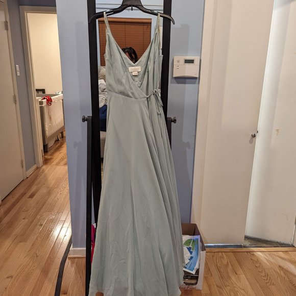 Jenny Yoo Women's James Wrap Long Chiffon Gown, Morning Mist, Sz 2 - Picture 5 of 6